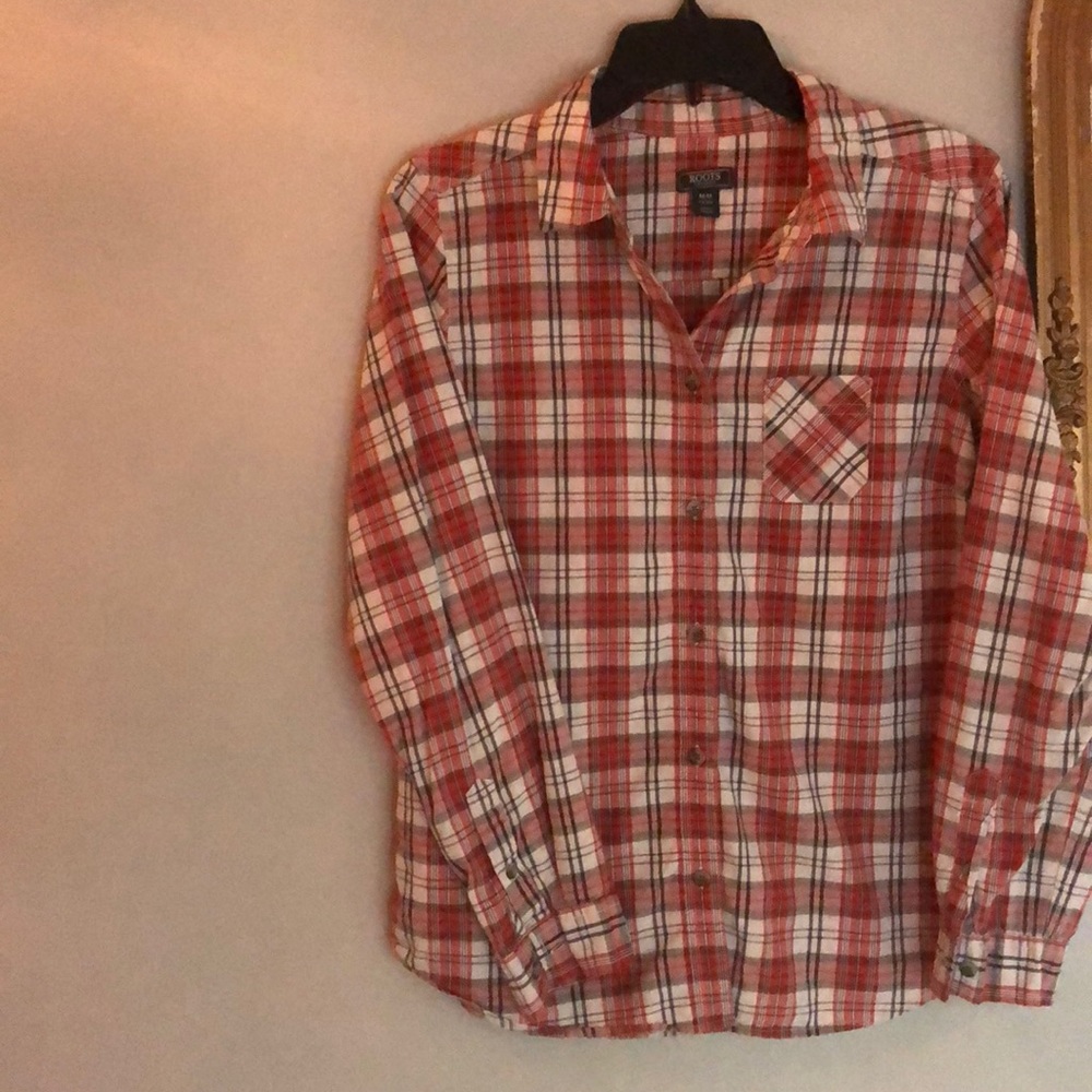 🍁Roots Canada button down